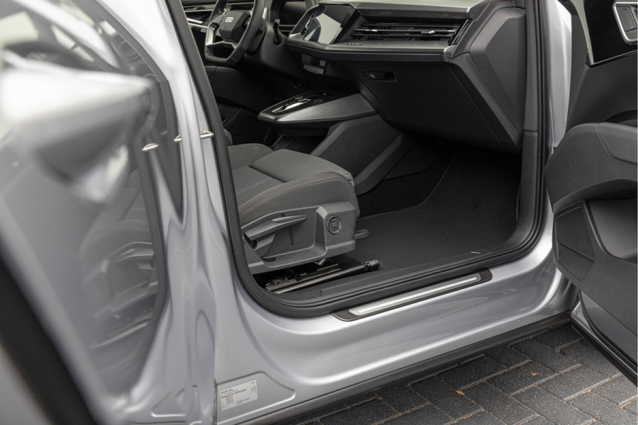 Audi Q4 e-tron 40 Launch edition Advanced Plus 77 KW Sonos Warmtepomp 20'' Matrix