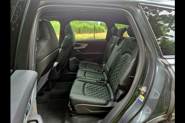 Audi Q7 60 TFSI e quattro Competition . Head-up . Sportstoelen. Panodak