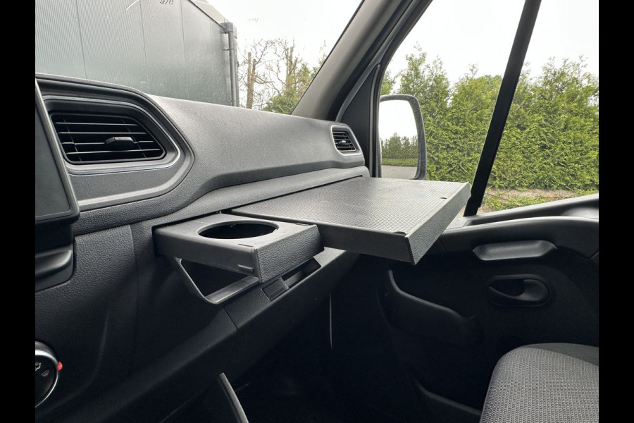 Renault Master 2.3 DCI 136 PK / L3H2 / CAMERA / TREKHAAK / IMPERIAAL / NAVI / AIRCO / CRUISE
