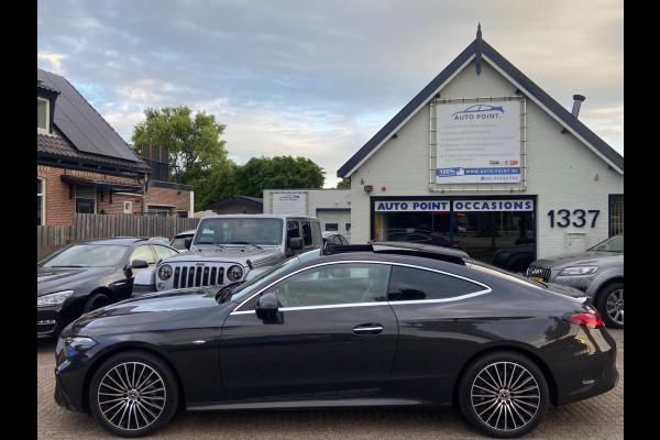 Mercedes-Benz CLE Coupé 300 AMG/PANO/BURMESTER/5500KM!/SFEER