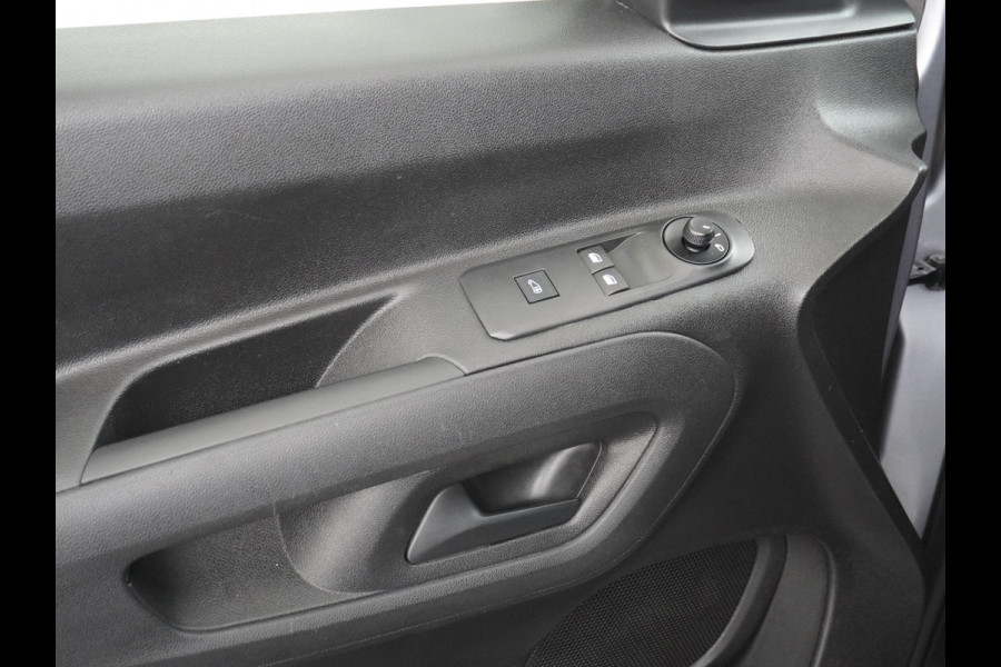 Opel Combo 1.5D L2H1 Navi Apple Carplay Android MultiMedia-nb Schuifdeur-R. Tussenschot Airco Connect DAB+Elektr.spiegels+Verwarmd DAB Cent Wegklapbare-kussen-bijrijder Orig.NLse Auto ! EURO 6