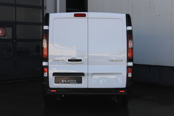 Renault Trafic 2.0 dCi 110 T27 L1H1 Générique