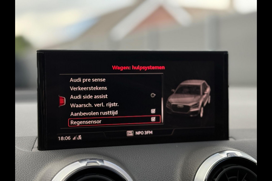 Audi Q2 40 TFSI Quattro 3x S-Line Panorama Trekhaak