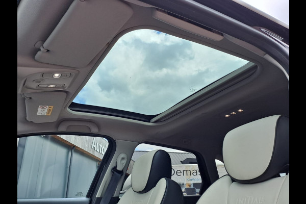 Renault Captur 1.2 TCe Initiale Paris | Automaat | Trekhaak | Stoelverwarming | Twotone | Leder |