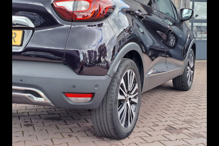 Renault Captur 1.2 TCe Initiale Paris | Automaat | Trekhaak | Stoelverwarming | Twotone | Leder |