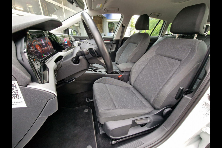 Volkswagen GOLF Variant 1.0 eTSI Life|Digi-dash|110PK|DSG|Automaat|Adaptiefcruise|Carplay|