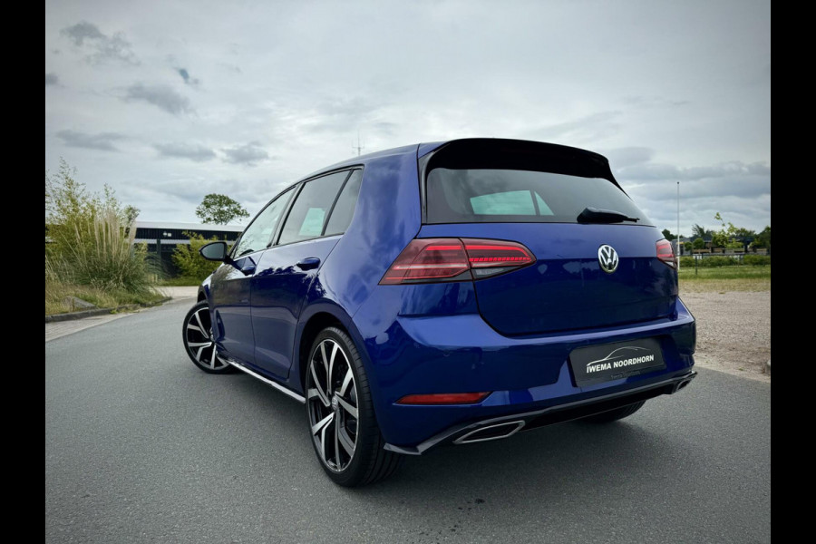 Volkswagen Golf 1.0 TSI R-Line DSG Virtual cockpit|Stoelverwarming|Apple Carplay|PDC|LED