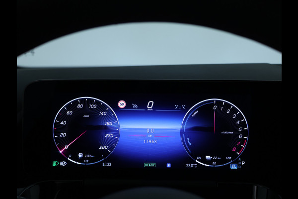Mercedes-Benz GLA 250 e AMG Face Lift Plug-In Hybride | AMG Line Advanced Plus | 20 Inch AMG Velgen | Stuur en Stoelverwarming | Inclusief 24 maanden Mercedes-Benz Certified garantie voor Europa.