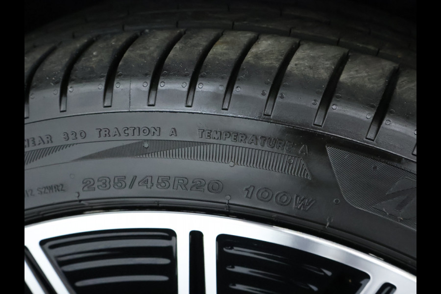 Mercedes-Benz GLA 250 e AMG Face Lift Plug-In Hybride | AMG Line Advanced Plus | 20 Inch AMG Velgen | Stuur en Stoelverwarming | Inclusief 24 maanden Mercedes-Benz Certified garantie voor Europa.