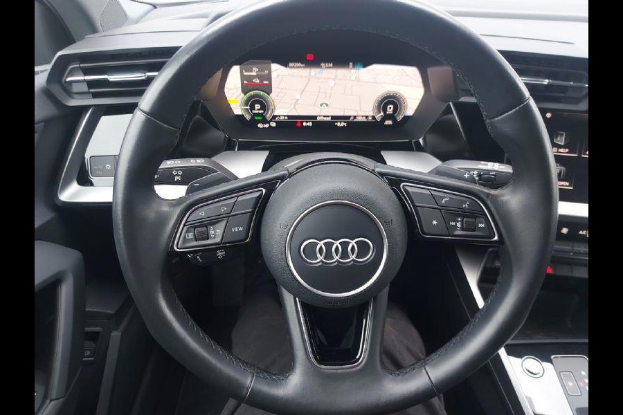 Audi A3 Sportback 40 TFSI e Business edition Automaat,virtueel dashbord, airco,cruise,navigatie,stoelverwarming,parkeersensoren,
