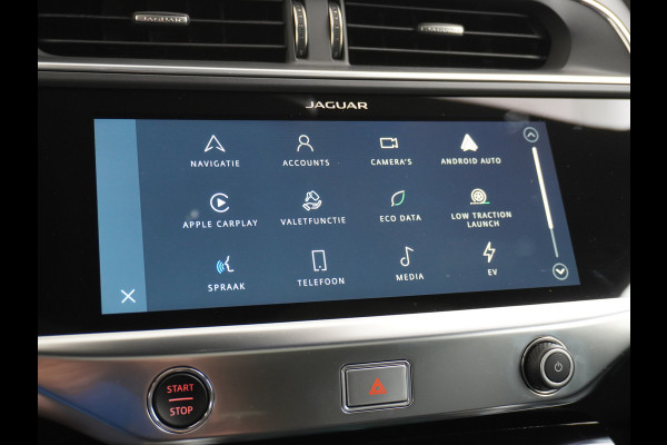 Jaguar I-PACE EV400 PK HSE Luchtvering Pano-Dak Matrix LED € 101K-nieuw! Lmv 22" Stoel- Leer+Elektr+Geheugen Apple Carplay Camera DAB Voicecom Meridian™ Surround 825Watt Dual-Ecc achter ! Driver-Assistance-Pack AEB DodehoekDetector ASR Hill-Hold Roll-Stability Control Verkeersborddetectie vermoeidheidsherkenning UitparkeerWaarsch. Orig. NLse auto 4,8sec 0-100 11KW laden thuis ! Snelladen tot 104kw DC 696Nm koppel ! 90kwh accu  Slechts 20.500 km.