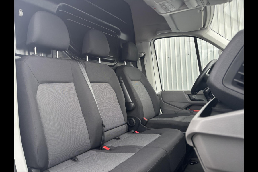 Volkswagen Crafter 35 2.0 TDI L4H3*AUTOM.*NAVI*A/C*3PERS*CARPLAY