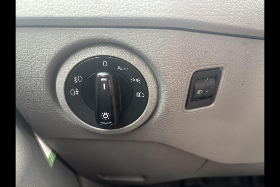 Volkswagen Crafter 35 2.0 TDI L4H3*AUTOM.*NAVI*A/C*3PERS*CARPLAY