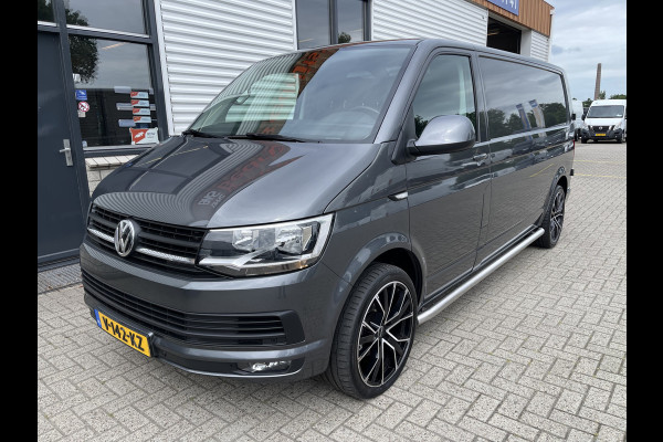 Volkswagen Transporter 2.0 TDI 150pk L2H1 Comfortline / vaste prijs rijklaar € 17.950 ex btw / lease vanaf € 302 / euro 6 diesel / bpm vrij / 20 inch wielen / trekhaak / Bott ingerichte laadruimte !
