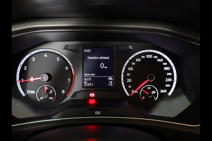 Volkswagen T-Roc 1.0 TSI Style 110 pk | Navigatie | Parkeersensoren | Adaptieve cruise control | Apple Carplay/Android Auto |