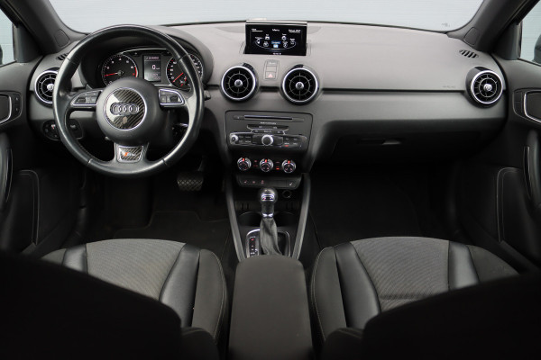 Audi A1 Sportback 1.0 TFSI Sport S line Edition | Automaat | Stoelverwarming | Privacy Glas | Bi-xenon | 18'' inch | Licht- en regensensor |