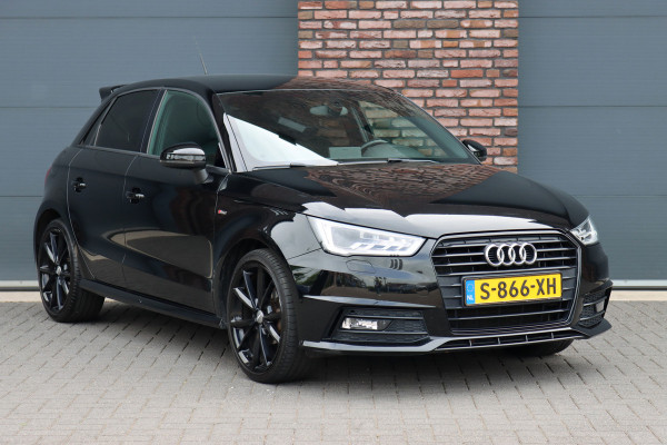 Audi A1 Sportback 1.0 TFSI Sport S line Edition | Automaat | Stoelverwarming | Privacy Glas | Bi-xenon | 18'' inch | Licht- en regensensor |