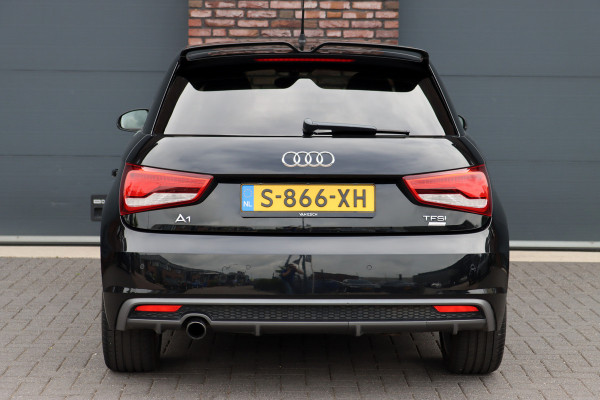 Audi A1 Sportback 1.0 TFSI Sport S line Edition | Automaat | Stoelverwarming | Privacy Glas | Bi-xenon | 18'' inch | Licht- en regensensor |