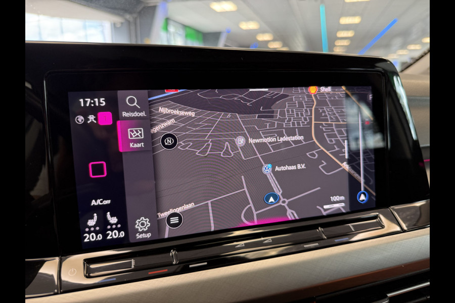Volkswagen Golf 1.5 TSI Highline Business R 150pk Panorama Navigatie Sfeerverliching DAB+ Apple Carplay Cruise Control 17LMV