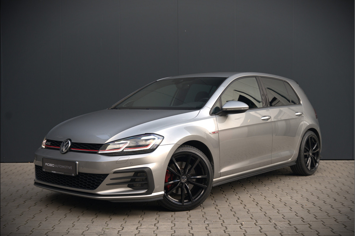 Volkswagen Golf 2.0 TSI GTI | Dynaudio | Stoelverwarming | Adaptive Cruise Control | DSG | Keyless | Apple Carplay | Navigatie | Dodehoekdetectie | TCR | Virtual Cockpit | CSR | Parkeersensoren | Ambiance Verlichting