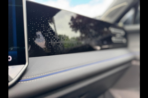 Volkswagen Tiguan 1.5 eTSI R-Line HeadUp Black pakket Pano H&K Trekhaak