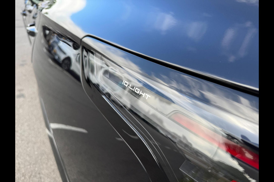 Volkswagen Tiguan 1.5 eTSI R-Line HeadUp Black pakket Pano H&K Trekhaak