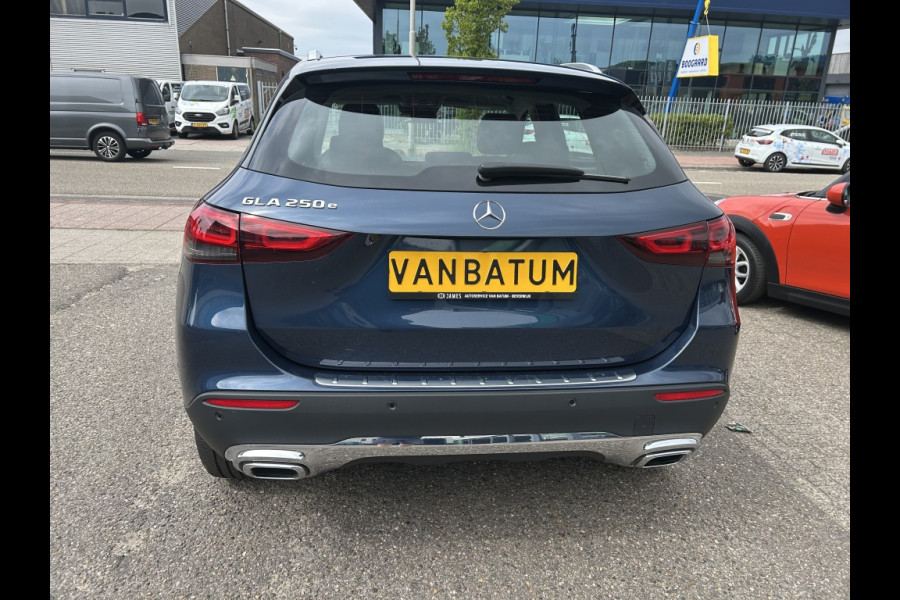 Mercedes-Benz GLA 250 e Luxury Line