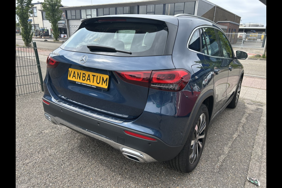 Mercedes-Benz GLA 250 e Luxury Line