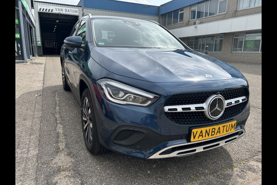 Mercedes-Benz GLA 250 e Luxury Line