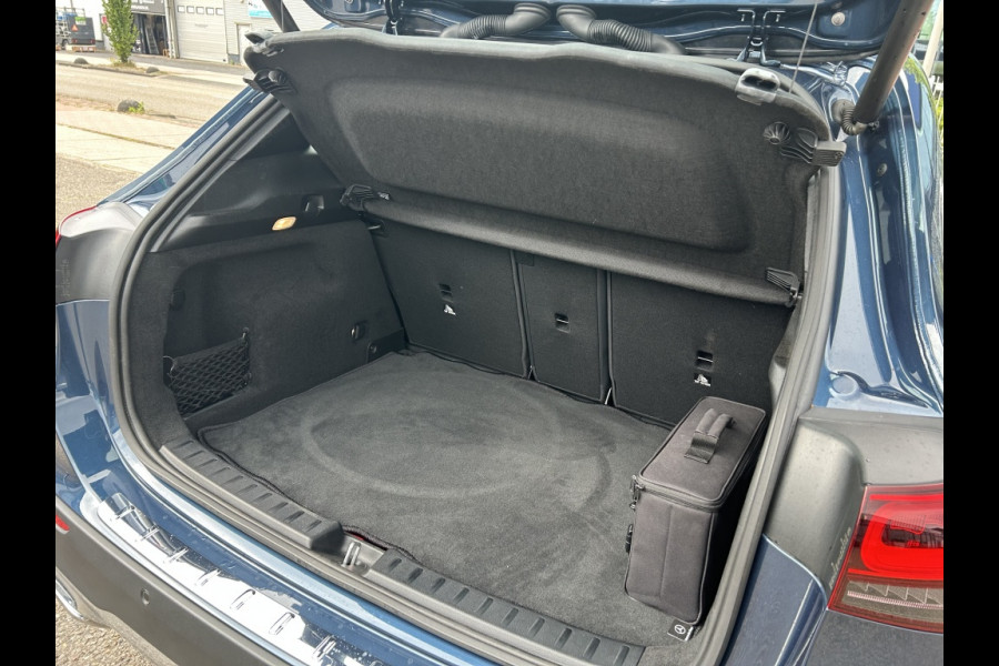 Mercedes-Benz GLA 250 e Luxury Line