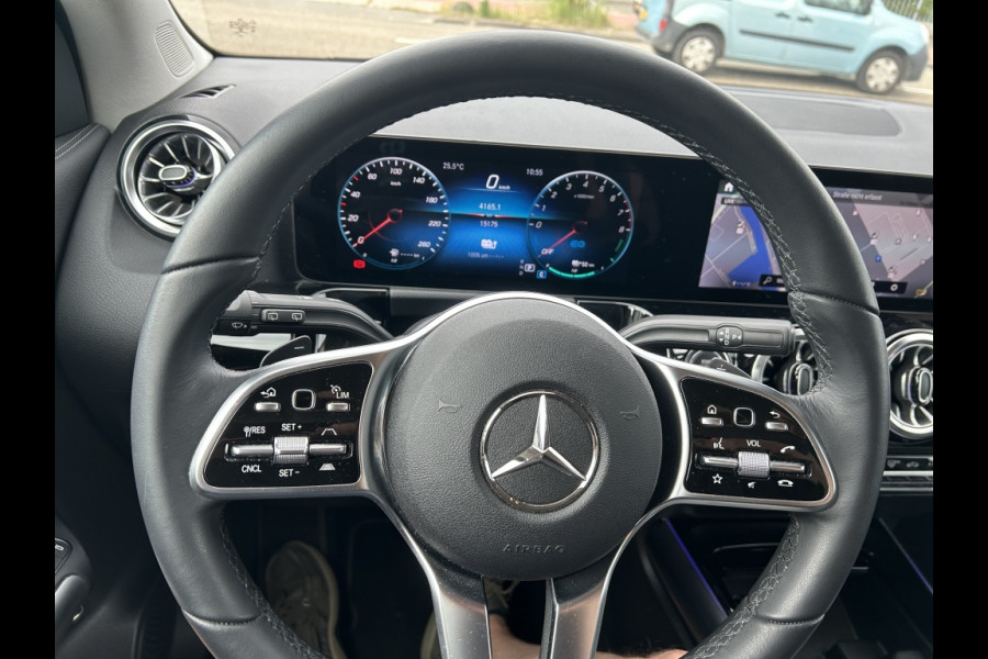 Mercedes-Benz GLA 250 e Luxury Line