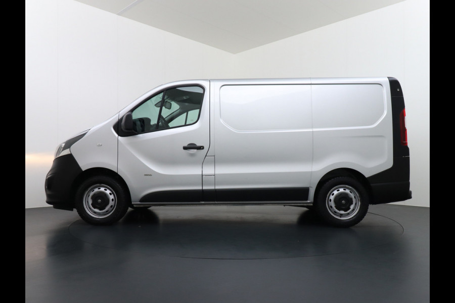 Opel Vivaro D126pk Trekh. Navi Pdc Camera Airco CruiseControl SchuifdeurRechts Bluetooth Regensensor 1.6CDTI L1H1 Elek.Ramen/Spiegels Aut.Verliching Armsteun Dab Mistlampen Abs Usb-aansluiting Sport EcoFlex 2.000kg trekvermogen EURO 6