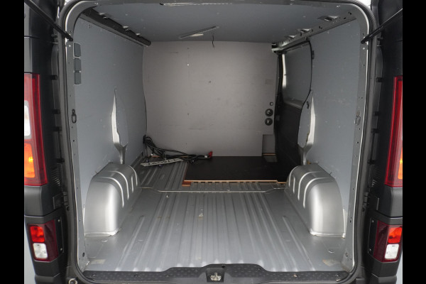 Opel Vivaro D126pk Trekh. Navi Pdc Camera Airco CruiseControl SchuifdeurRechts Bluetooth Regensensor 1.6CDTI L1H1 Elek.Ramen/Spiegels Aut.Verliching Armsteun Dab Mistlampen Abs Usb-aansluiting Sport EcoFlex 2.000kg trekvermogen EURO 6