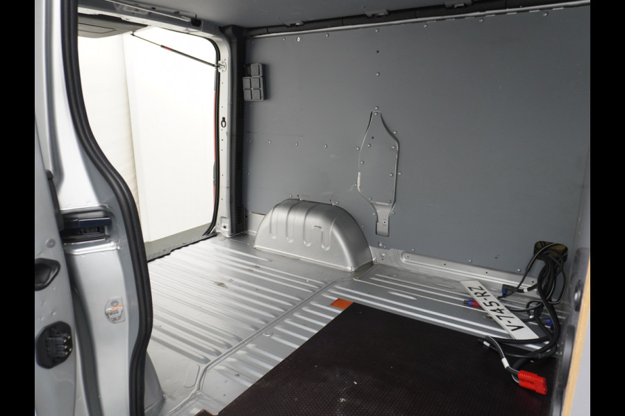 Opel Vivaro D126pk Trekh. Navi Pdc Camera Airco CruiseControl SchuifdeurRechts Bluetooth Regensensor 1.6CDTI L1H1 Elek.Ramen/Spiegels Aut.Verliching Armsteun Dab Mistlampen Abs Usb-aansluiting Sport EcoFlex 2.000kg trekvermogen EURO 6
