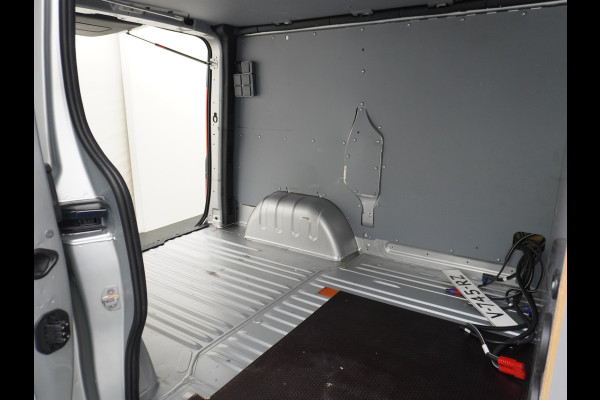 Opel Vivaro D126pk Trekh. Navi Pdc Camera Airco CruiseControl SchuifdeurRechts Bluetooth Regensensor 1.6CDTI L1H1 Elek.Ramen/Spiegels Aut.Verliching Armsteun Dab Mistlampen Abs Usb-aansluiting Sport EcoFlex 2.000kg trekvermogen EURO 6