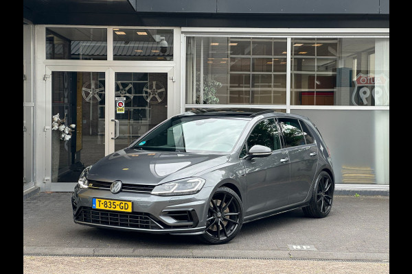Volkswagen Golf 7.5 2.0 TSI 4Motion R PANO / DCC / DYN AUDIO / VIRTUAL / CARBON / VOL !!!
