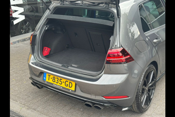 Volkswagen Golf 7.5 2.0 TSI 4Motion R PANO / DCC / DYN AUDIO / VIRTUAL / CARBON / VOL !!!