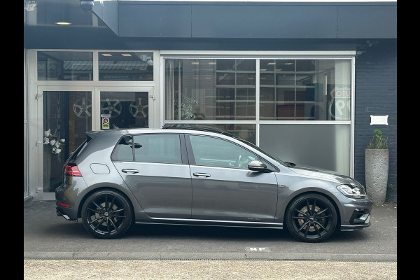 Volkswagen Golf 7.5 2.0 TSI 4Motion R PANO / DCC / DYN AUDIO / VIRTUAL / CARBON / VOL !!!