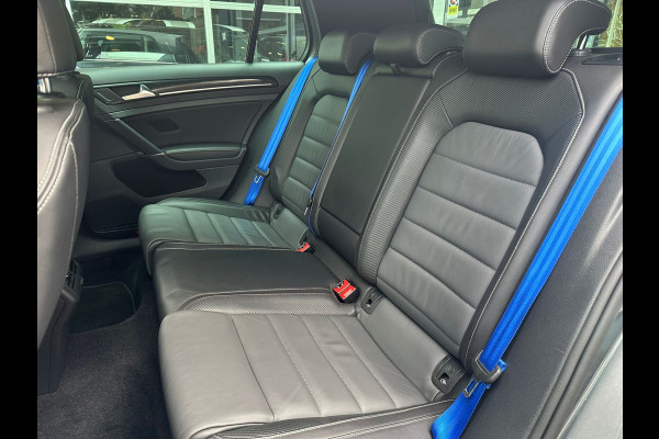Volkswagen Golf 7.5 2.0 TSI 4Motion R PANO / DCC / DYN AUDIO / VIRTUAL / CARBON / VOL !!!