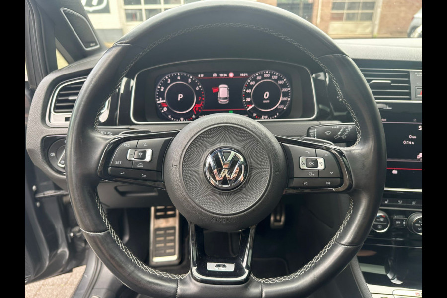 Volkswagen Golf 7.5 2.0 TSI 4Motion R PANO / DCC / DYN AUDIO / VIRTUAL / CARBON / VOL !!!