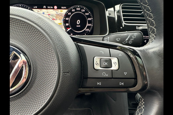 Volkswagen Golf 7.5 2.0 TSI 4Motion R PANO / DCC / DYN AUDIO / VIRTUAL / CARBON / VOL !!!