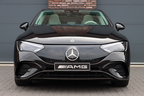 Mercedes-Benz EQE 300 AMG Line Premium 89 kWh | Achterasbesturing | Distronic+ | Burmester | Panoramadak | Memory | Verwarmd Stuurwiel | Digital Light | Augmented Reality |