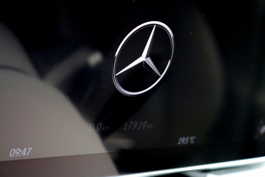 Mercedes-Benz EQE 300 AMG Line Premium 89 kWh | Achterasbesturing | Distronic+ | Burmester | Panoramadak | Memory | Verwarmd Stuurwiel | Digital Light | Augmented Reality |