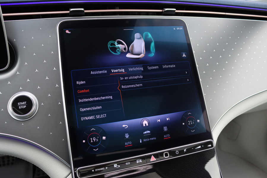 Mercedes-Benz EQE 300 AMG Line Premium 89 kWh | Achterasbesturing | Distronic+ | Burmester | Panoramadak | Memory | Verwarmd Stuurwiel | Digital Light | Augmented Reality |