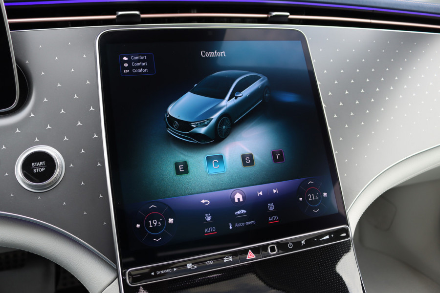 Mercedes-Benz EQE 300 AMG Line Premium 89 kWh | Achterasbesturing | Distronic+ | Burmester | Panoramadak | Memory | Verwarmd Stuurwiel | Digital Light | Augmented Reality |