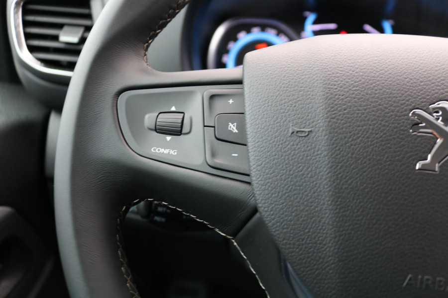 Peugeot e-Expert EV L3 75 kWh Airco Navigatie Trekhaak