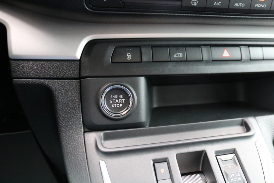 Peugeot e-Expert EV L3 75 kWh Airco Navigatie Trekhaak
