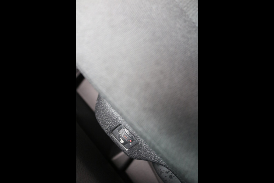 Peugeot e-Expert EV L3 75 kWh Airco Navigatie Trekhaak