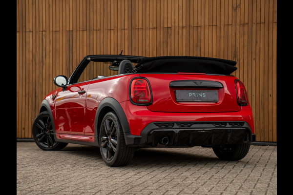 MINI Cabrio 1.5 Cooper Rockingham GT | Alcantara! | JCW Pack | CarPlay | NL-auto