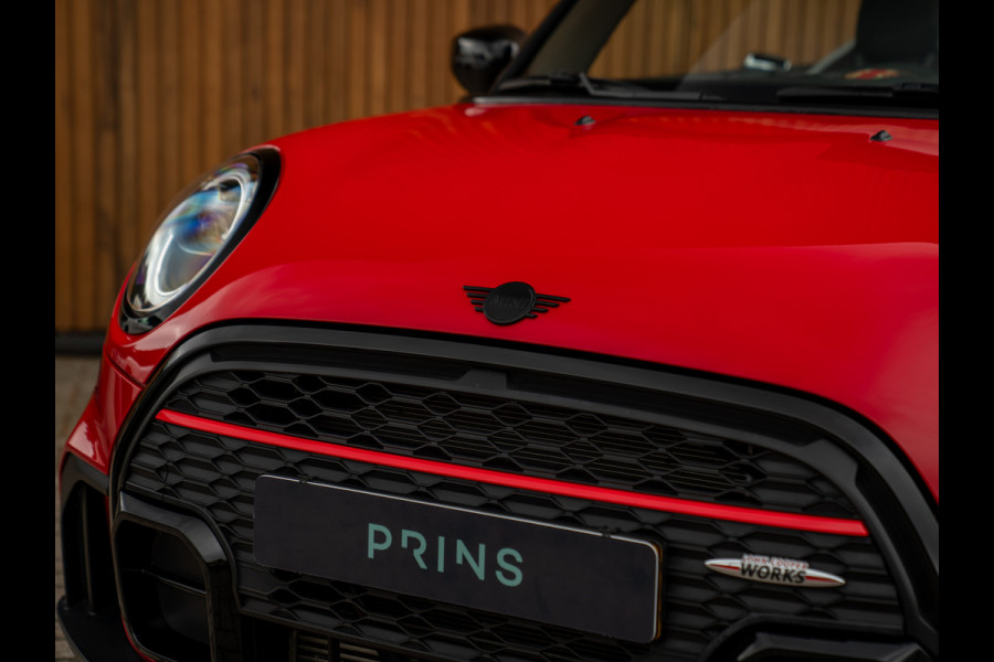 MINI Cabrio 1.5 Cooper Rockingham GT | Alcantara! | JCW Pack | CarPlay | NL-auto